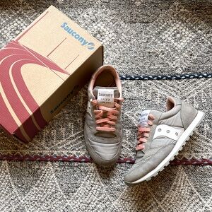 Saucony Jazz Lowpro size 7.5